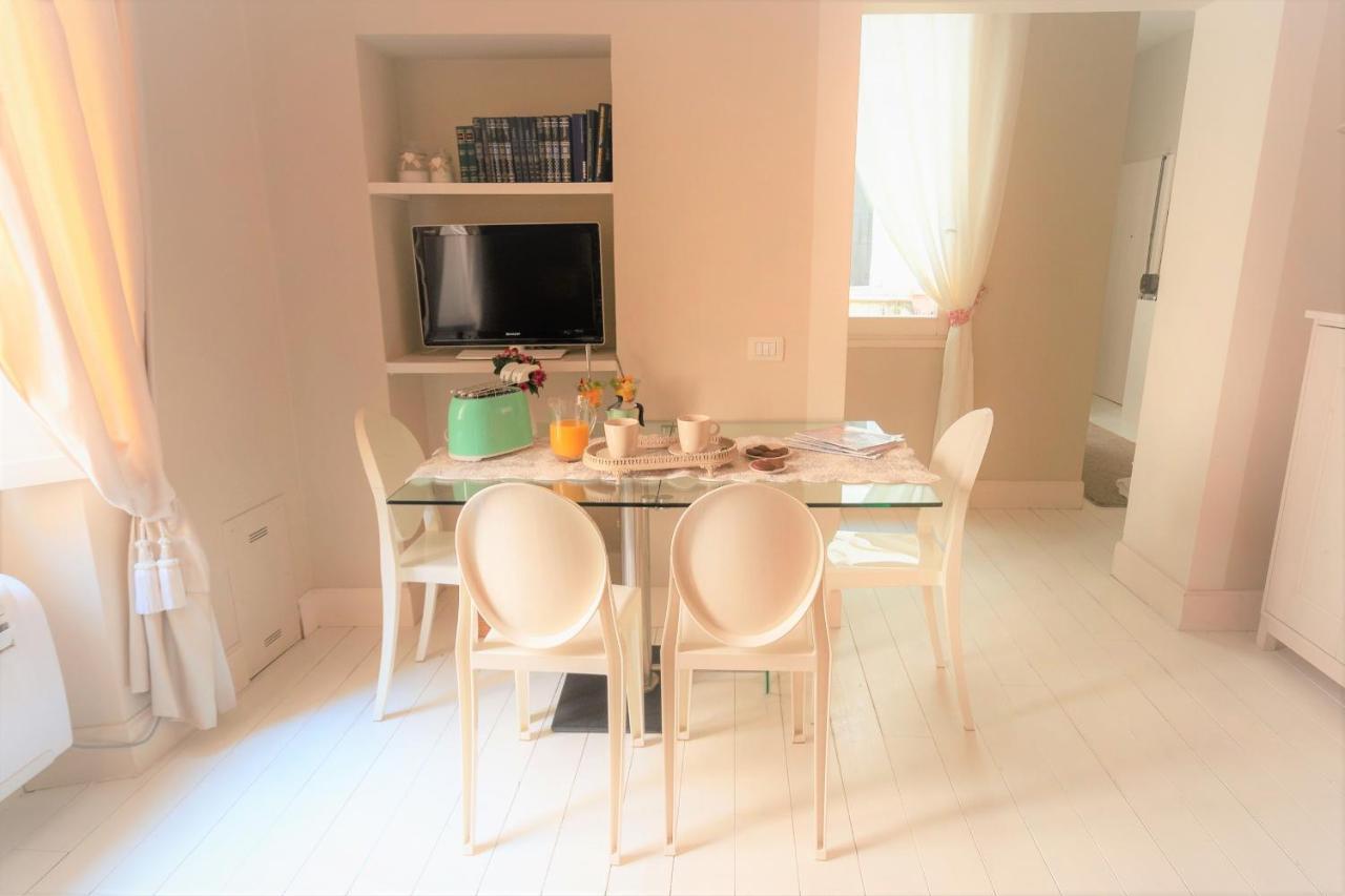 White Florence Suite Zewnętrze zdjęcie